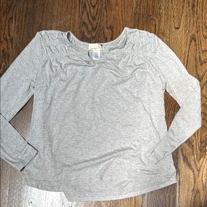 Everleigh Gray Long Sleeve Blouse